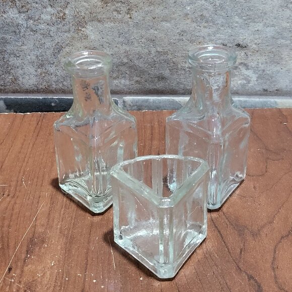 Vintage Clear Glass Collectible Bottles 3 Sided Set of 3 - Picture 3 of 12